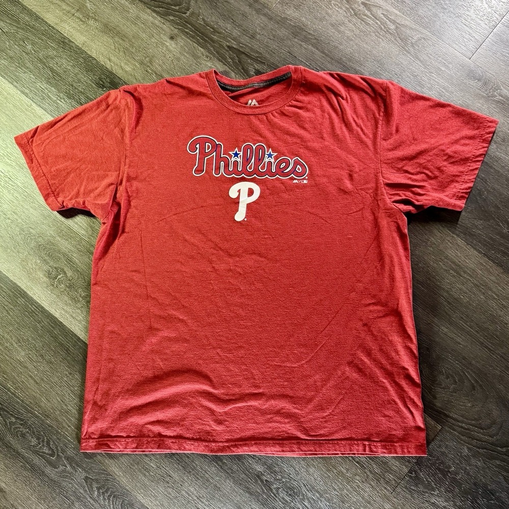 Philadelphia Phillies Mens Size‎ 2XL Short Sleeve T-Shirt A1 2929